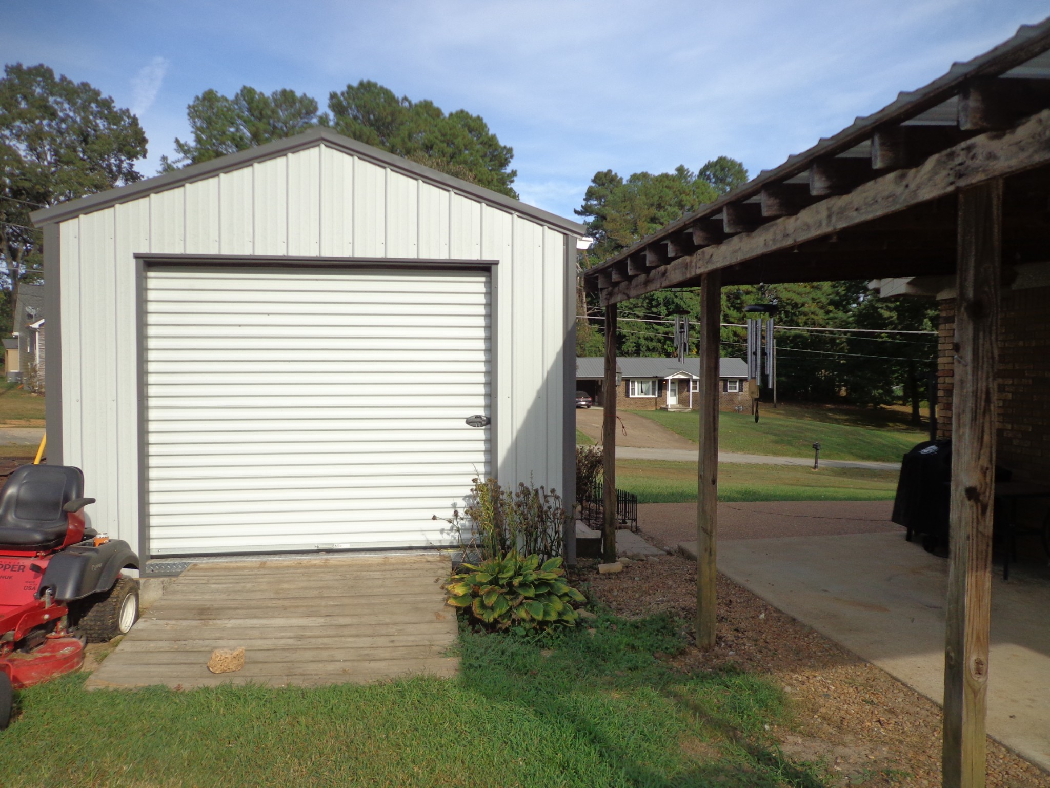 209 Pine Hill Dr