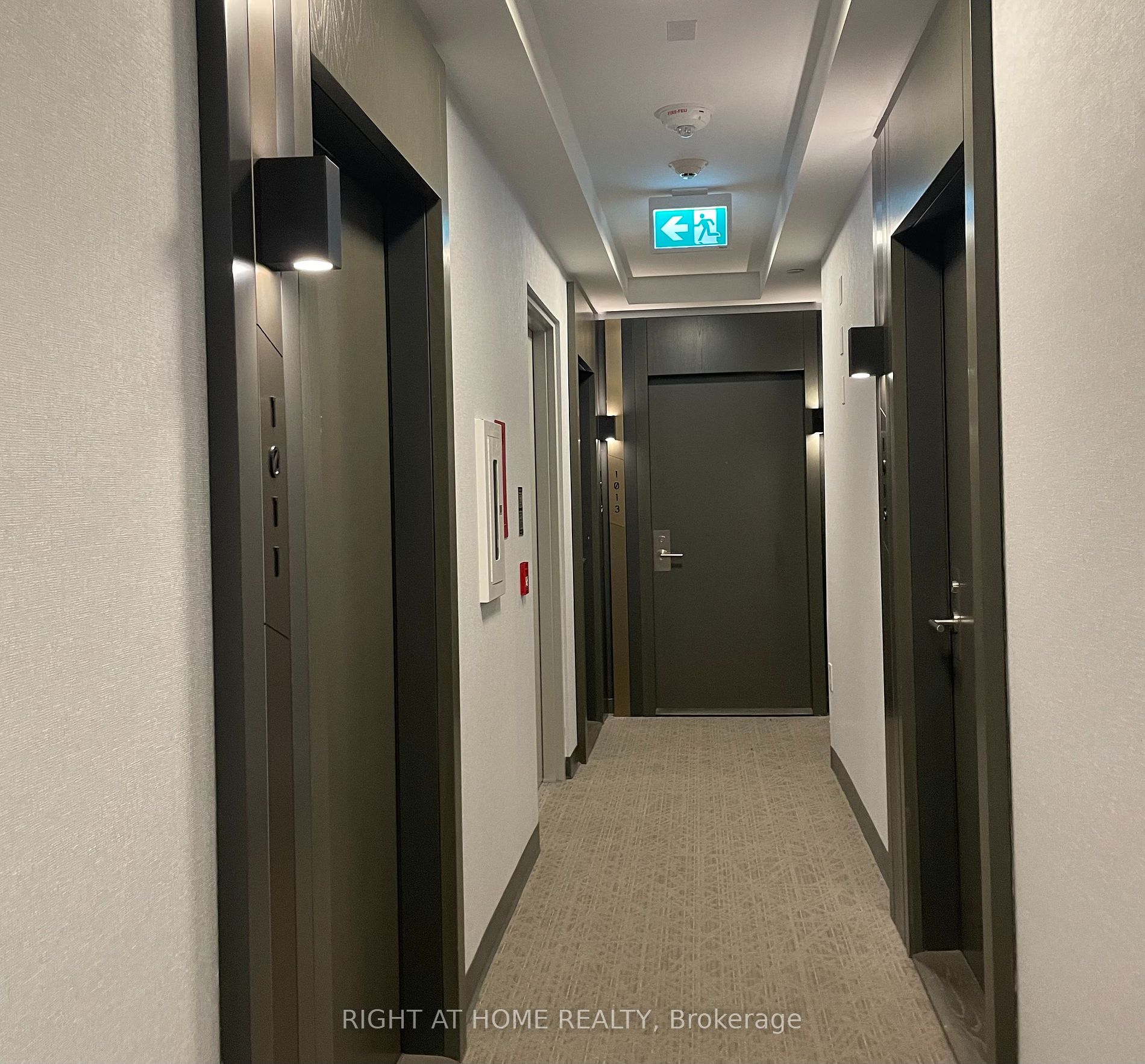 50 Mccaul St 1011