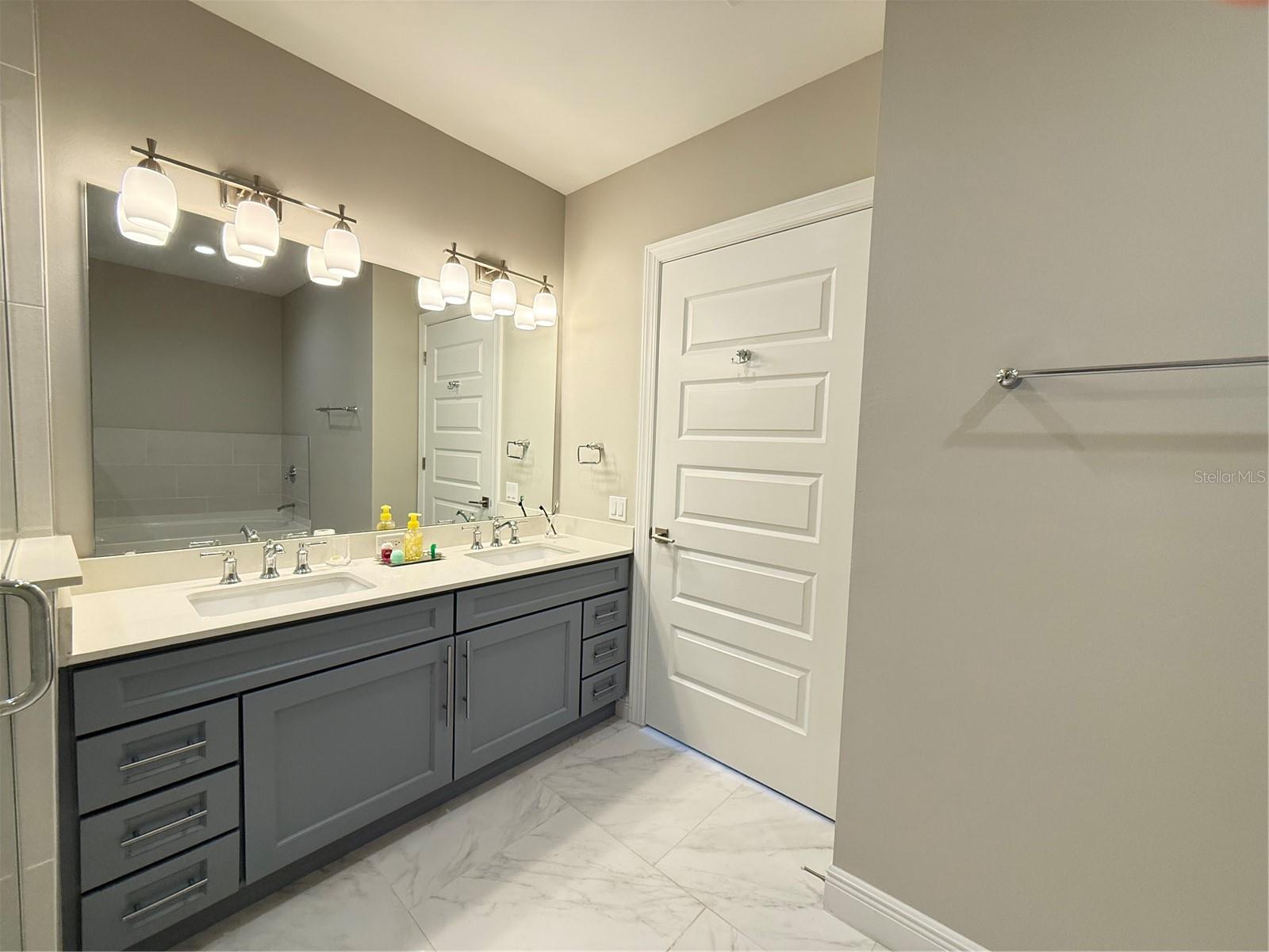 Residential for sale in Montverde, Florida, O6309677