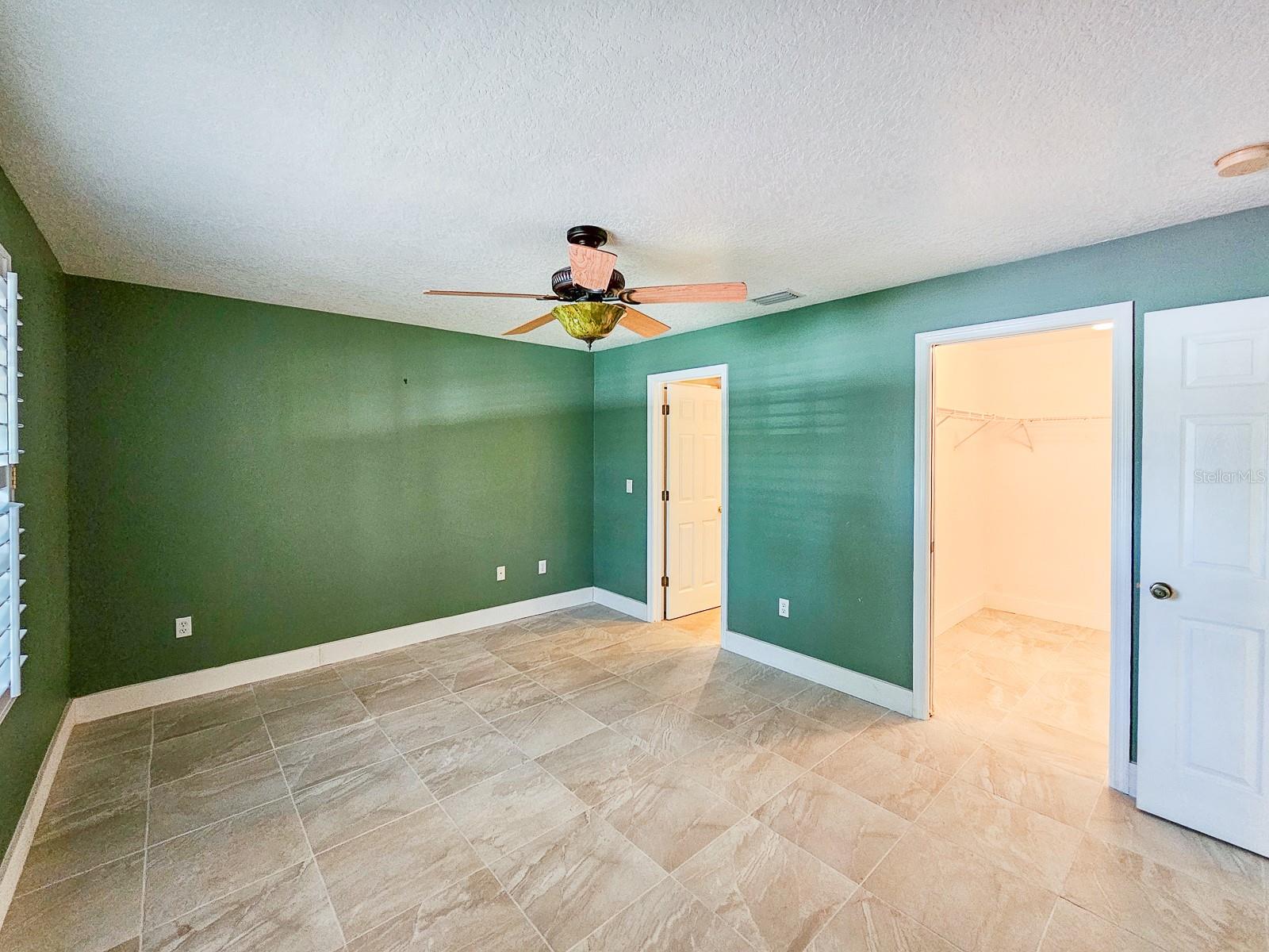 98 Ramblewood Drive