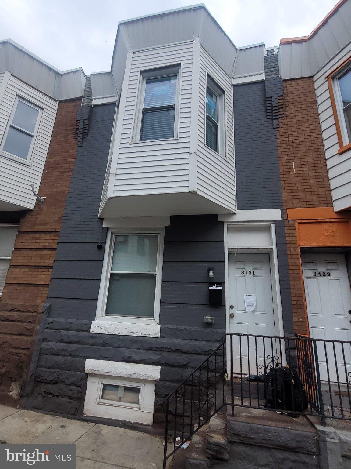 3131 Custer Street