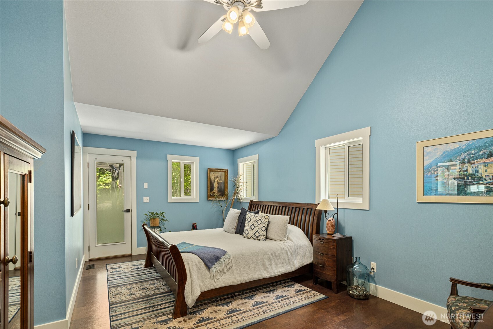 Spacious Primary bedroom