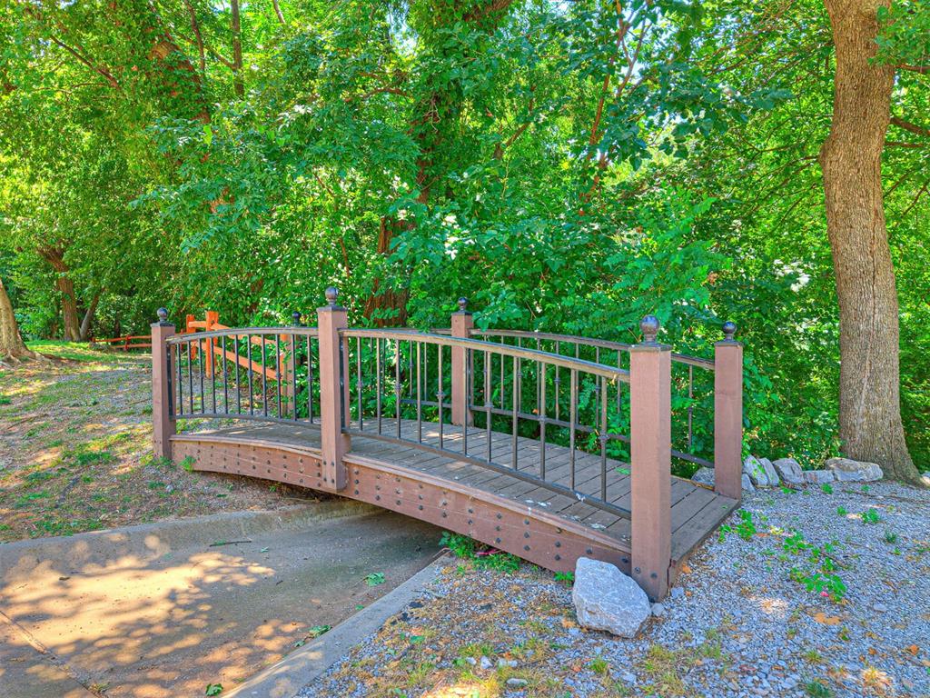 2312 Overholser Court