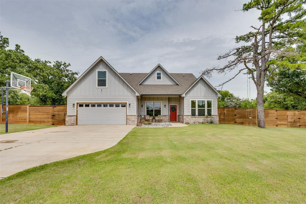 Take a look at this hidden gem centrally located off I-35 tucked away on a one acre lot! Plenty of space for everyone in this home with 4 bedrooms, 3 bathrooms and a downstairs study.  Check out the upstairs loft/bonus room which provides a great flex space! The backyard provides a fantastic outdoor living area with mature trees lining the backyard for a privte retreat.  You will love the back patio and and salt water inground pool swimming pool.  Edmond schools and great access to restaurants and shopping.
