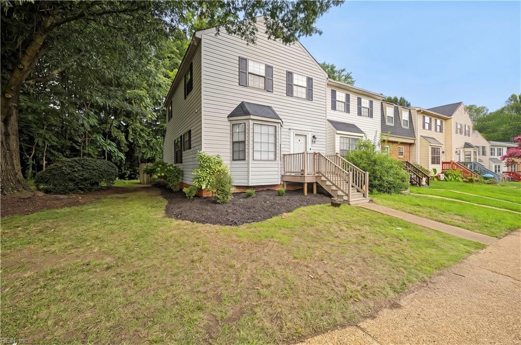 1758 Skiffes Creek Circle