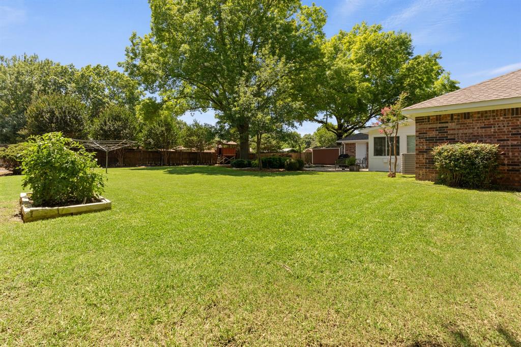 920 Stonelake Drive