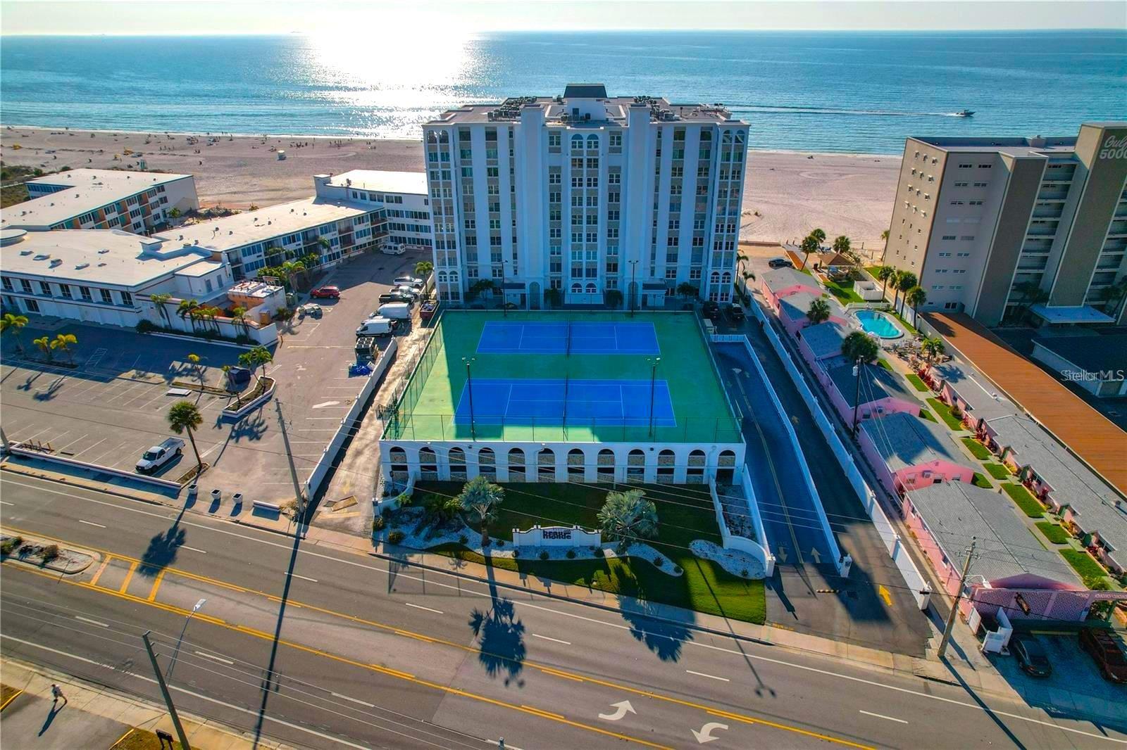 4950 Gulf Boulevard 903