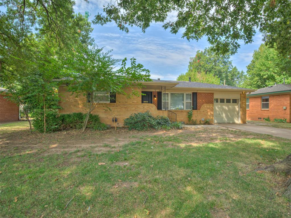 *Price was inputed wrong as a clerical error, this is the reasoning for the price increase.* 
Welcome to Sherry Avenue! This charming bungalow sits in the heart of Norman near local shopping, restaurants and the University of Oklahoma! The home offers 3 generously sized bedrooms, 1 full bathroom and a single car attached garage! As you arrive to the home you will be greeted with historic treelined streets in the middle of it all! The living space has a bay window and is quite large to provide flexibility of use! The living, dining and kitchen area all flow effortlessly together to make this home feel larger than it seems! The kitchen has an eat in dining area which is perfect for hosting! You will also find stainless steel appliances in the kitchen and plenty of storage! Many will appreciate the charm of the original bathroom which offers a shower tub combo and plenty of storage. There is a laundry space in the garage which will still allow a vehicle to be parked inside. The large yard is fully fenced and has a nice storage shed! This is a great deal for the area, do not miss it!