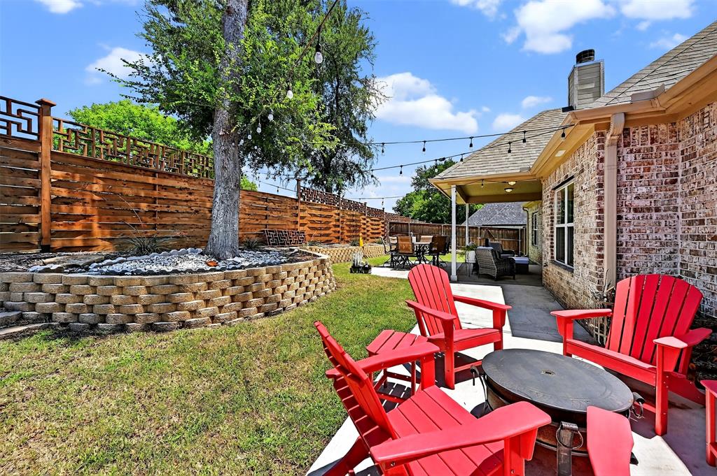 38 Lone Oak Boulevard