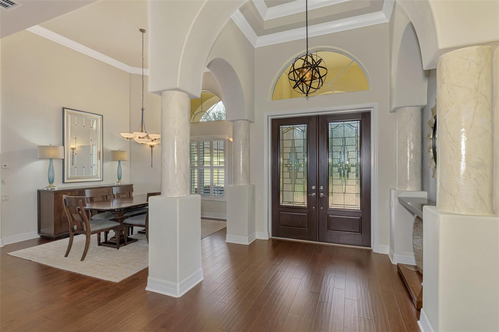 3111 Rivershore Lane