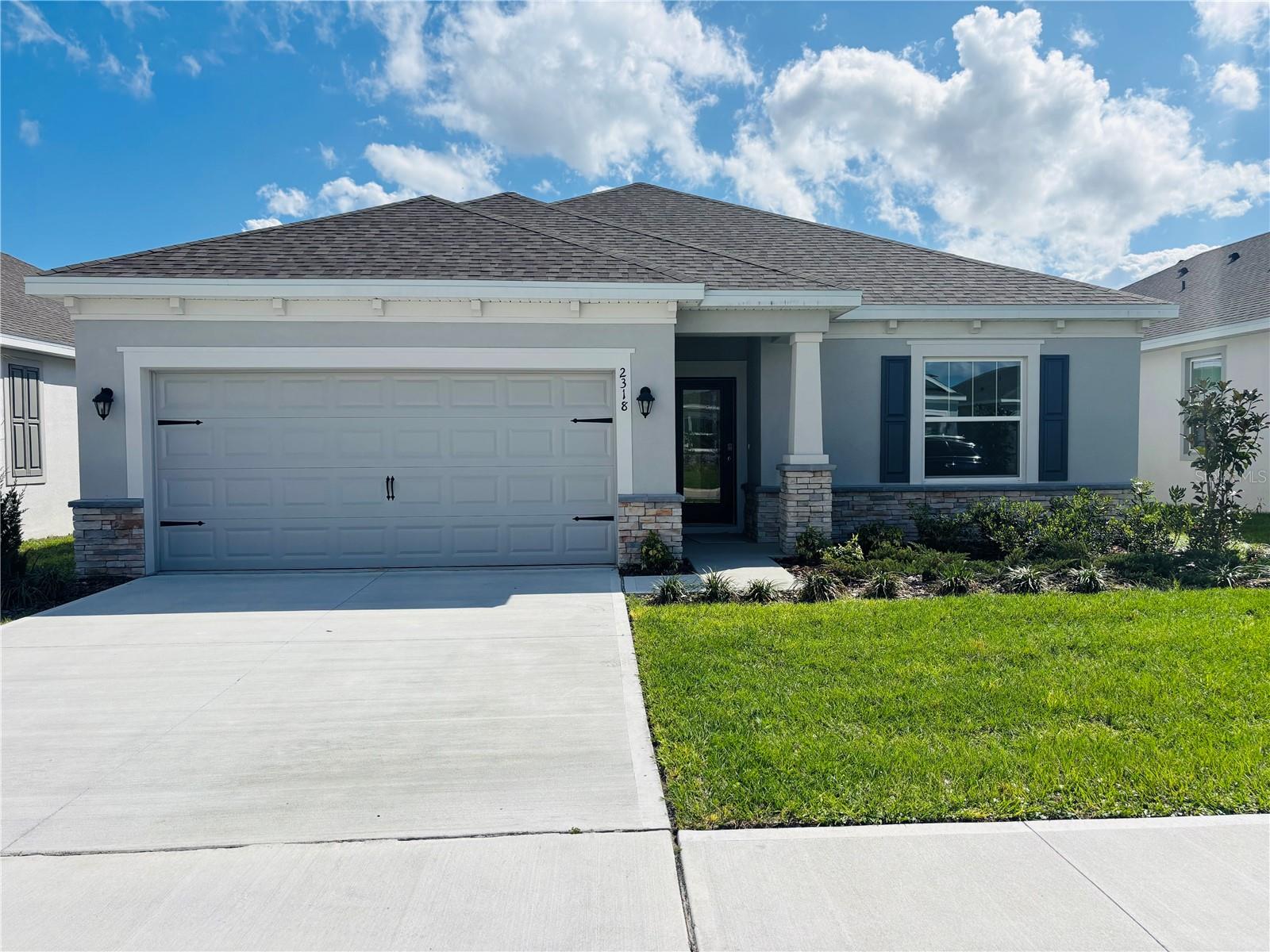 READY NOW!! MOVE IN READY!! BEVERLY MODEL!! 9'4" ceiling height, granite in kitchen and bathrooms, walk-in tile shower, 42" kitchen cabinets with crown molding.  The Beverly is an open floor plan with great room room, big secondary bedrooms and an impressive owners suite which has a huge walk-in closet. Well appointed kitchen includes all stainless appliances, granite counter-tops in kitchen and bathrooms, kitchen island overlooking the dining and great room. Indoor laundry room.