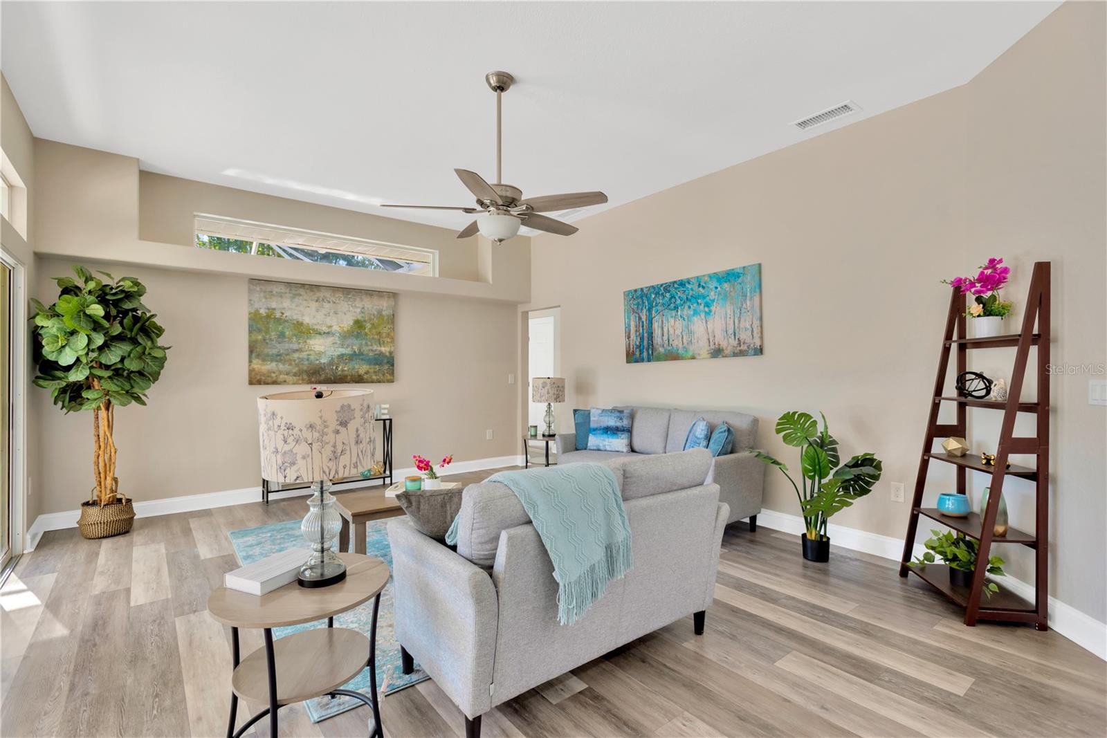 5212 Sunnydale Circle