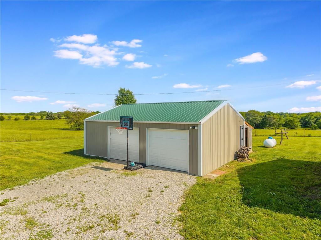 7226 E State Route F Highway