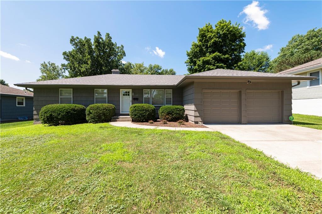 4980 NE Chouteau Drive