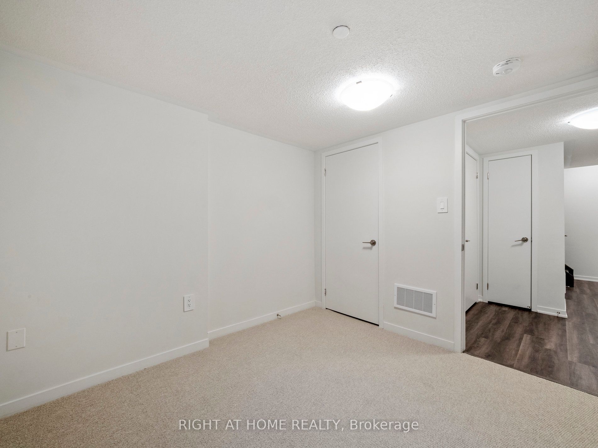 39 Honeycrisp Cres 105
