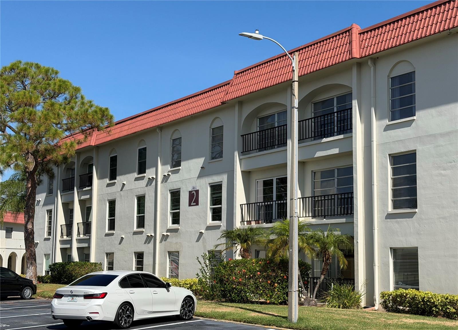 2700 Bayshore Boulevard 2108