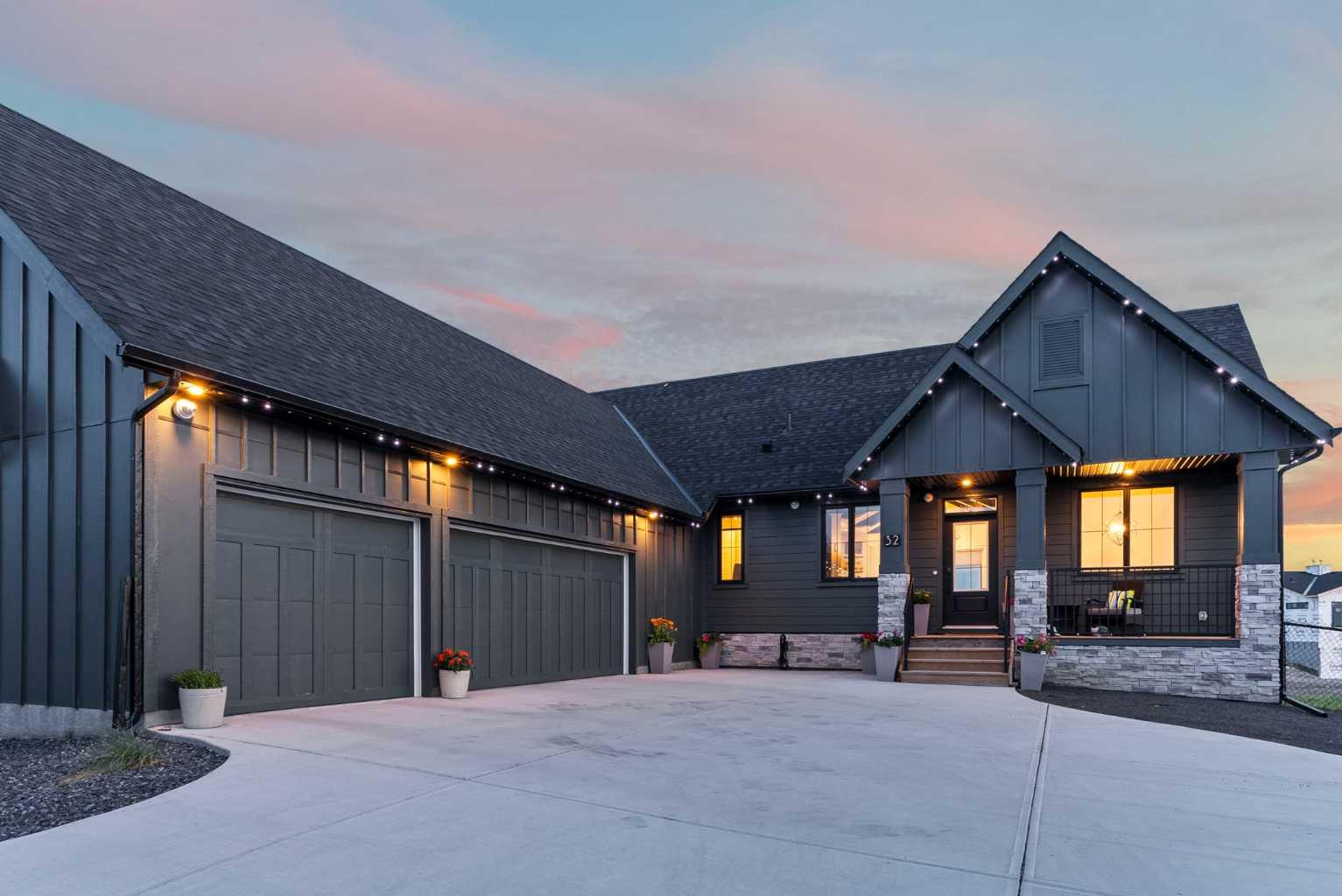 32 Monterra Landing