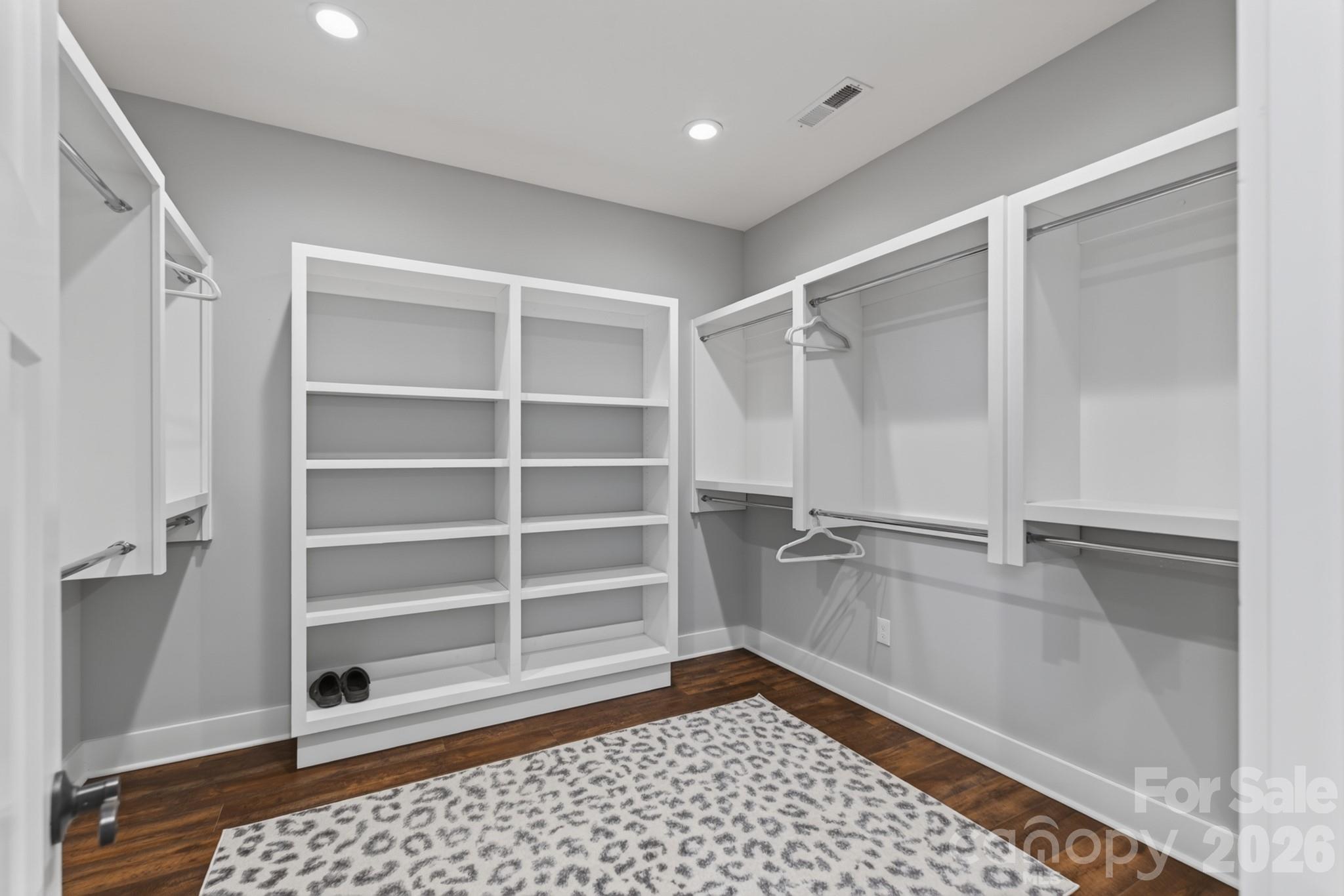 157 Landing Trail