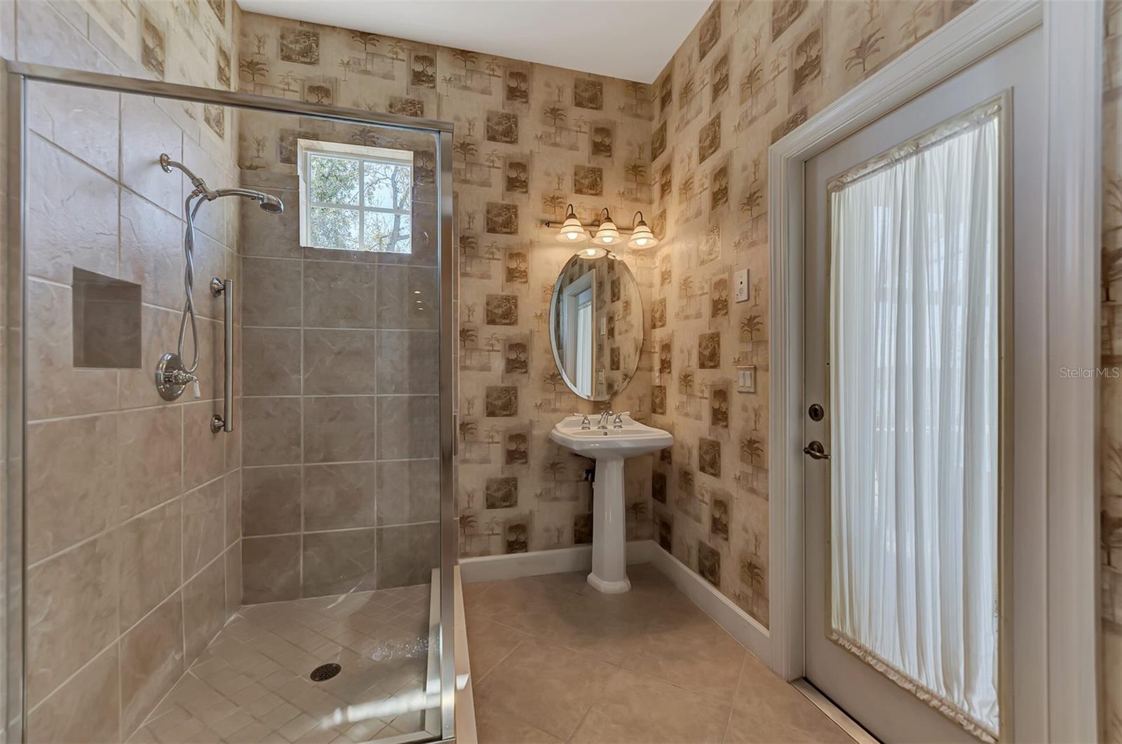 4233 Grosse Pointe Drive
