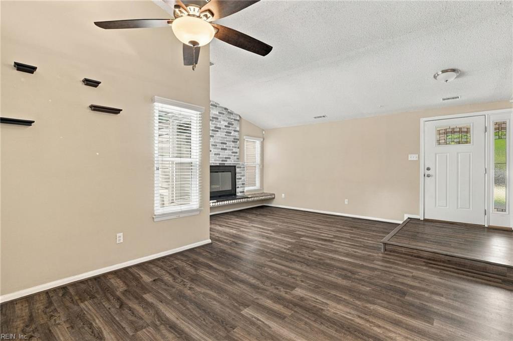1004 Myrtle Court