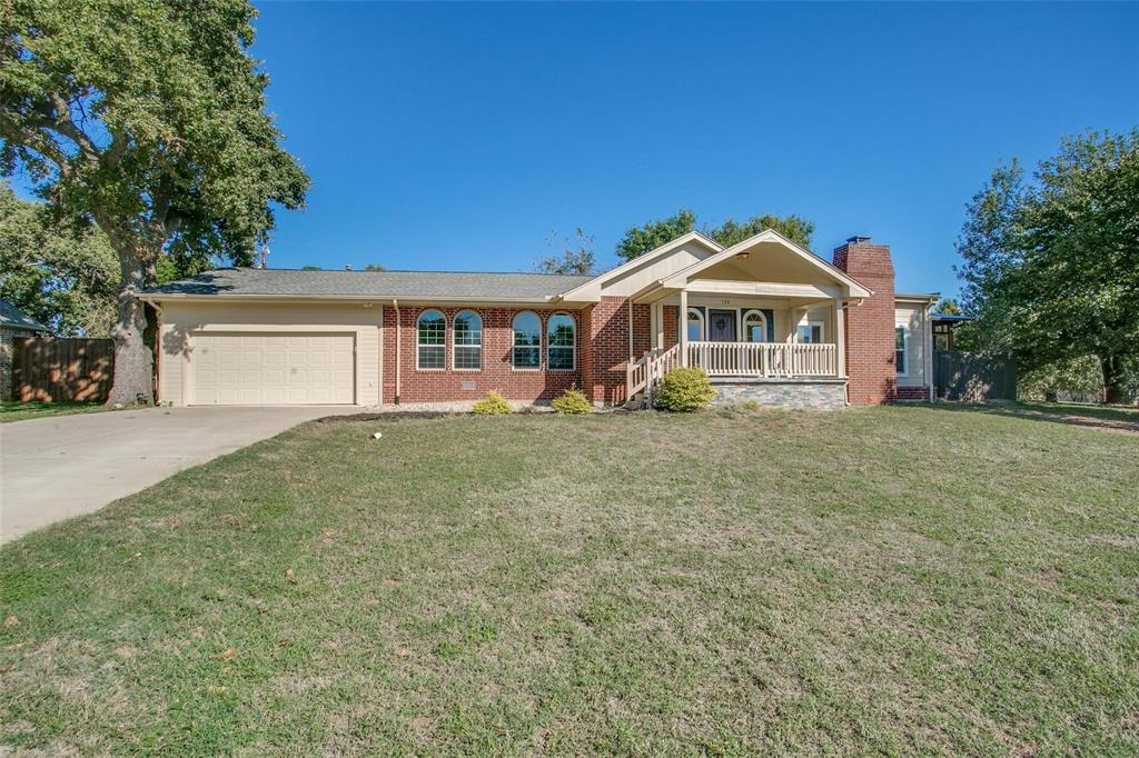 Cute, updated home on large, fantastic lot, with desirable White Chapel Road location by Bob Jones Park!  Great Carroll I.S.D. schools, convenient to Southlake Town Square and world class shopping, dining and entertainment, as well as major freeways!