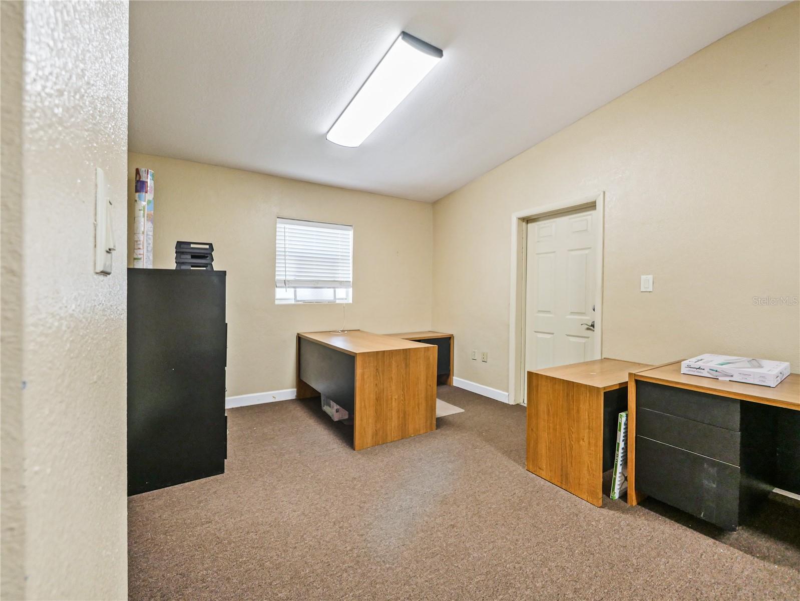 4947 N Palm Avenue