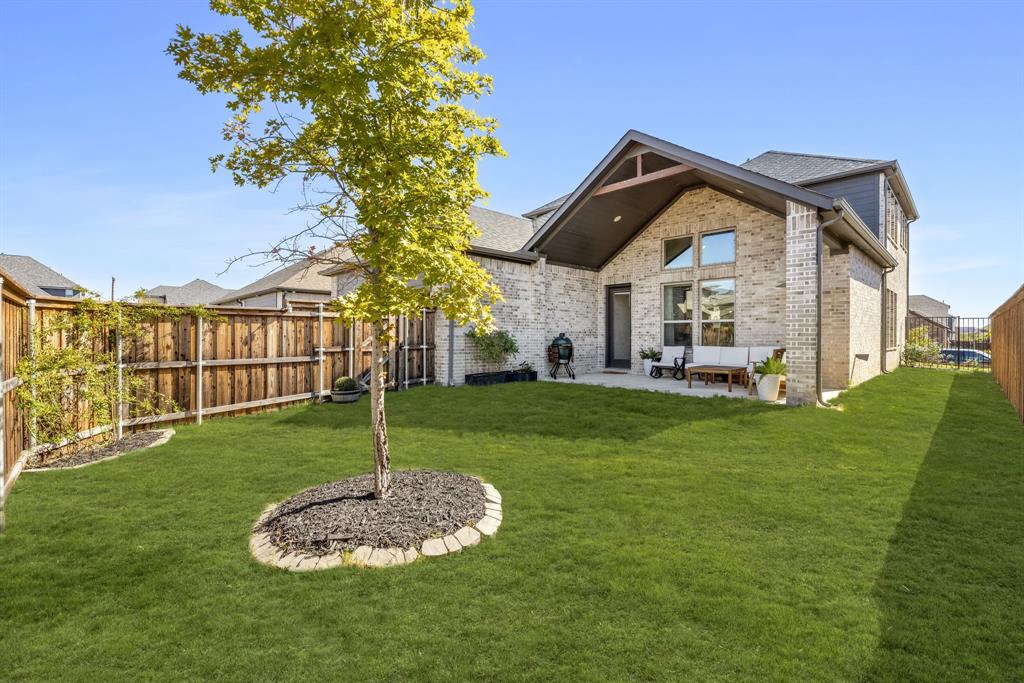2270 English Ivy, Road Frisco, TX