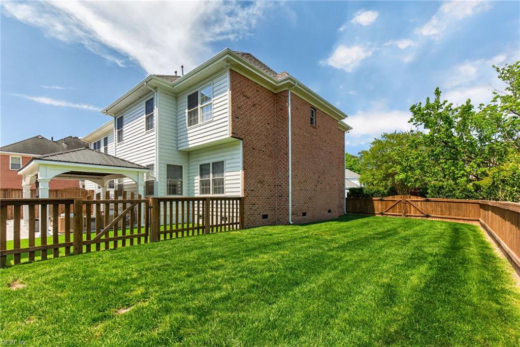 4533 Church Point Place