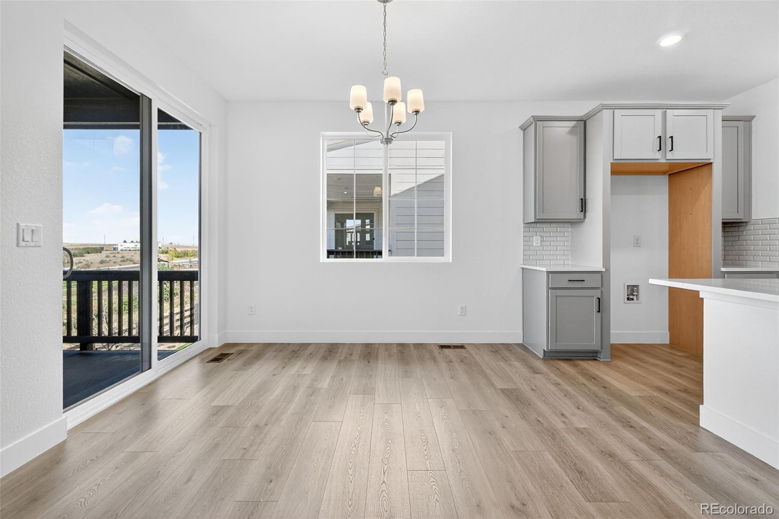 4285 Ridgewalk Point