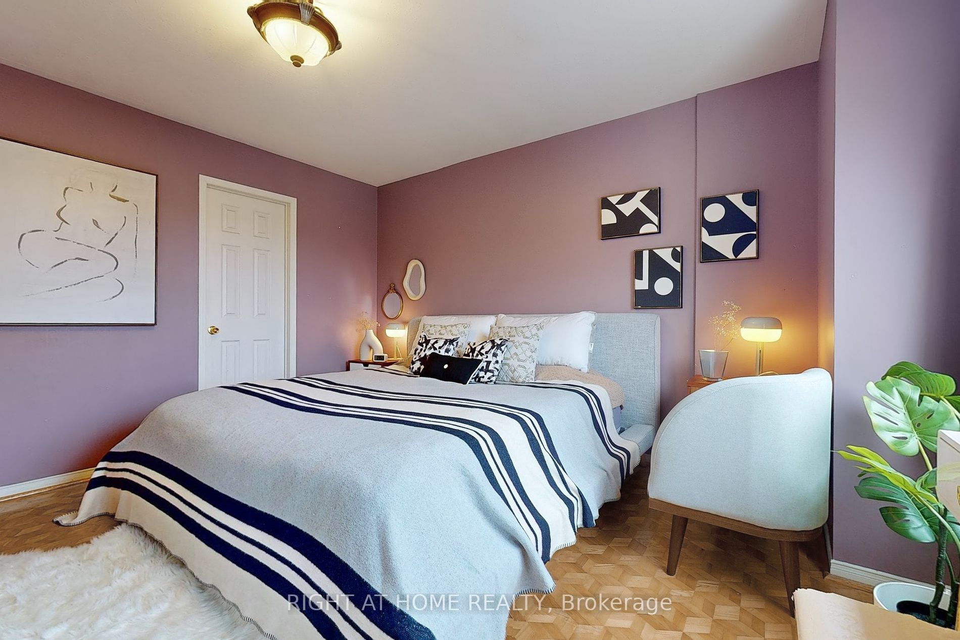 2370 W Britannia Rd 7