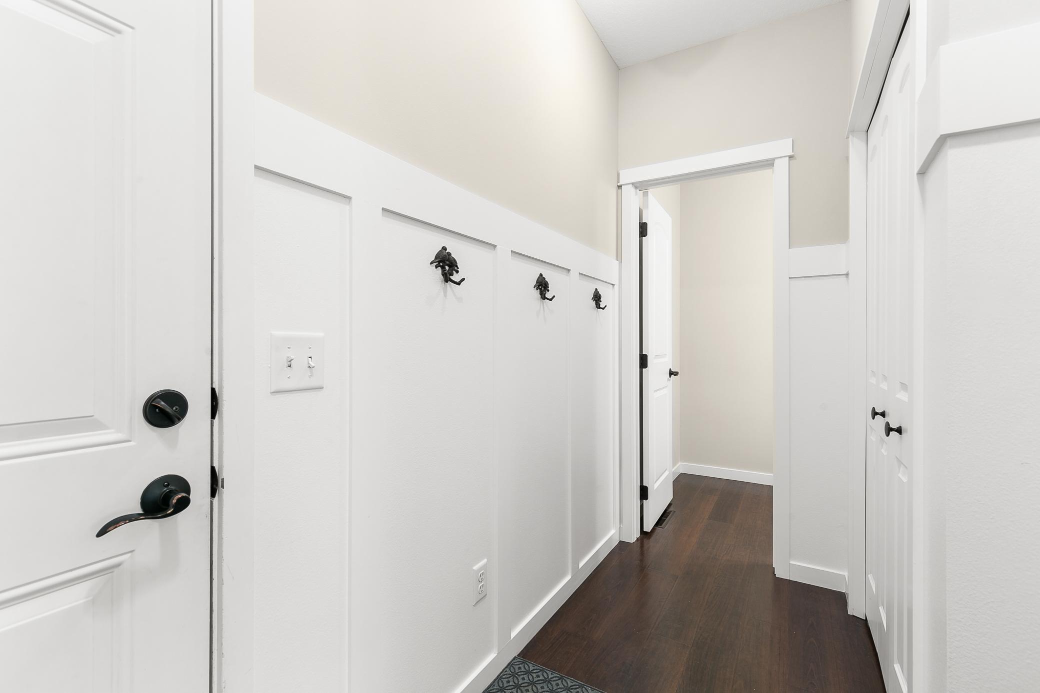 220 Sierra Loop