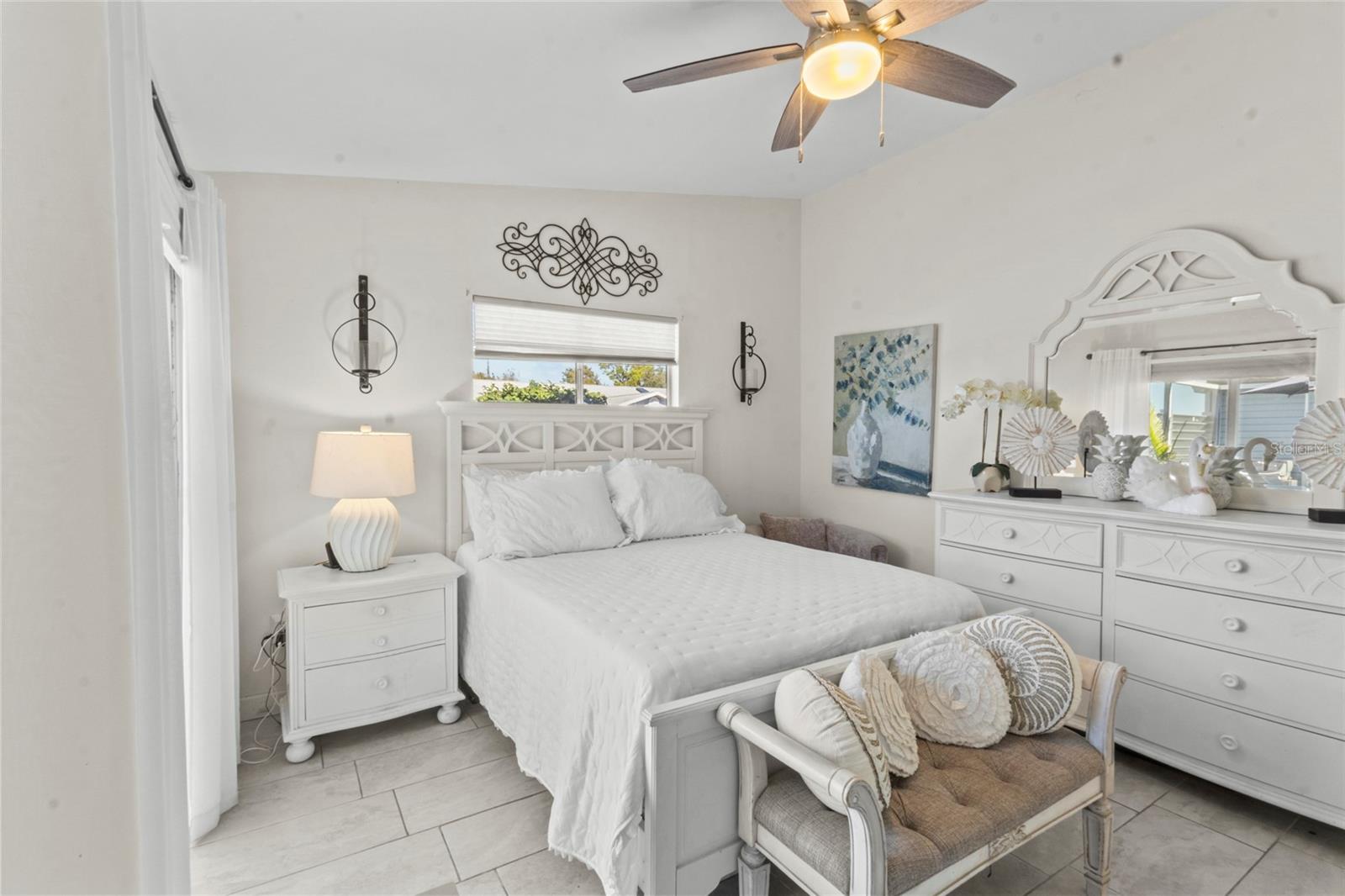 3300 Loveland Boulevard 1001