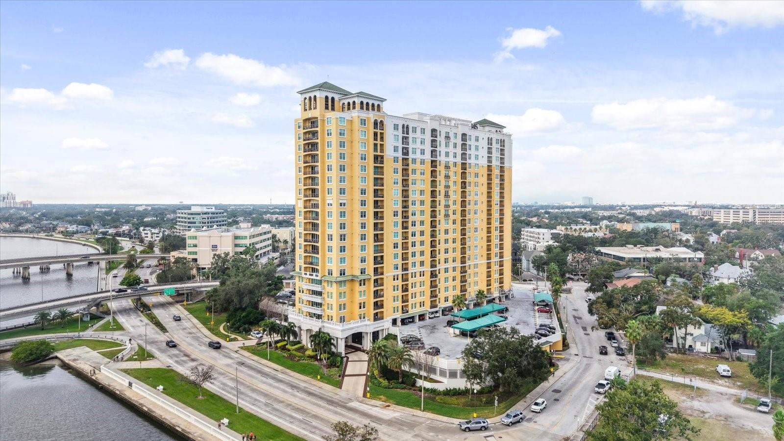 345 Bayshore Boulevard 706