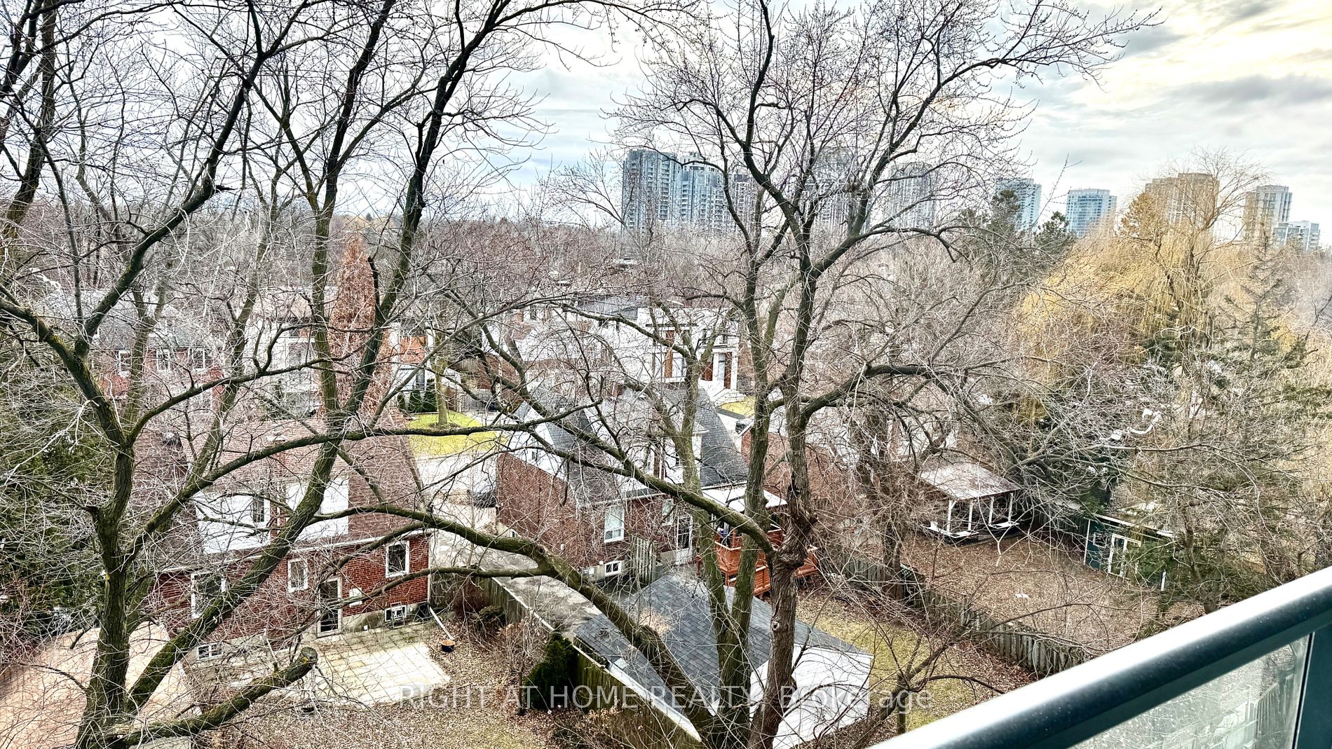 181 E Sheppard Ave 419