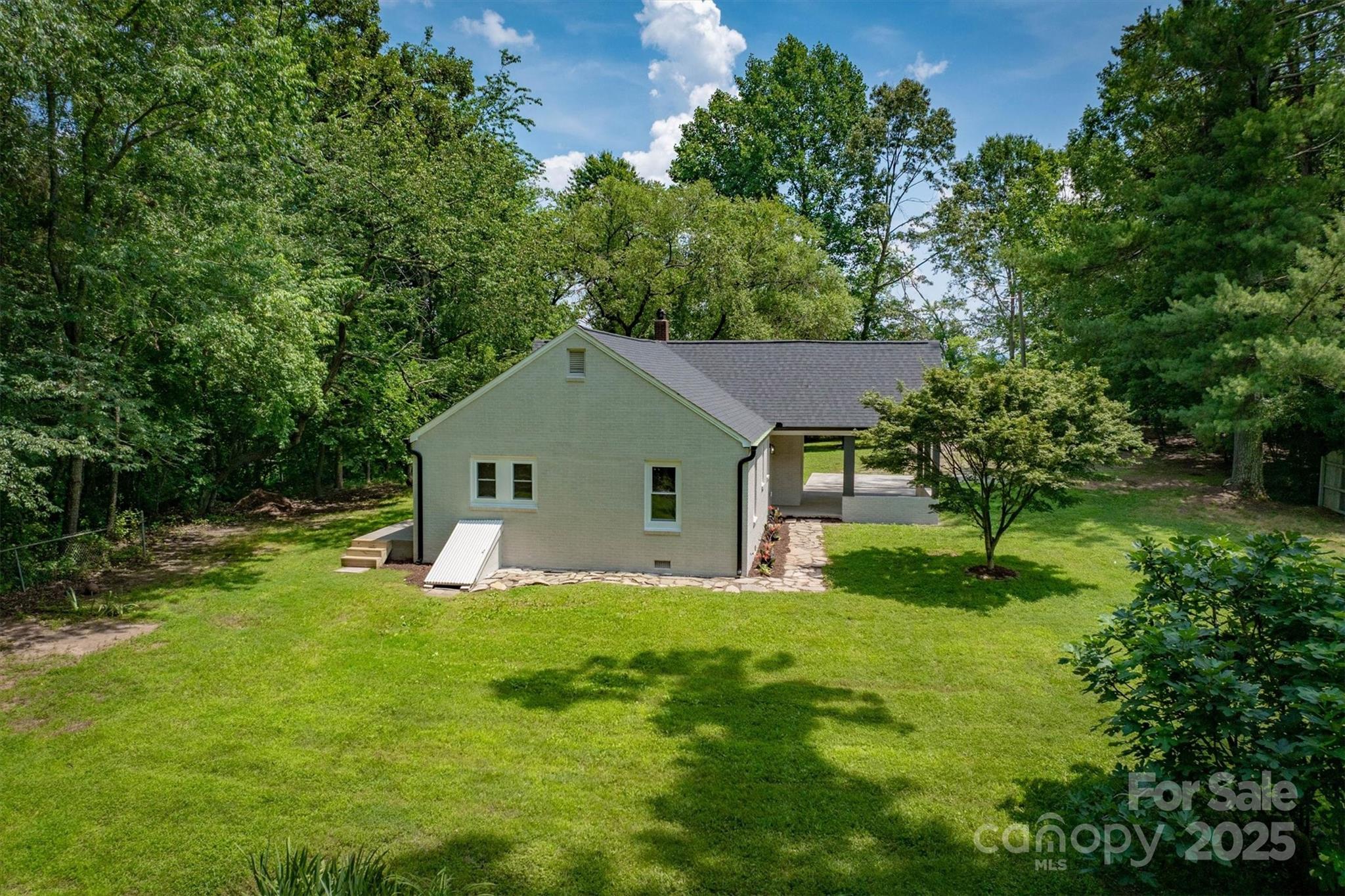 835 Vine Arden Road