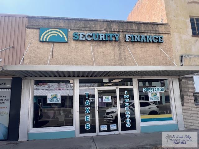 Excellent location in the heart of San Benito.  Nicely maintained with a long term tenant, Private restrooms, multiple storage rooms, Security Finance lease until May 31,2027.