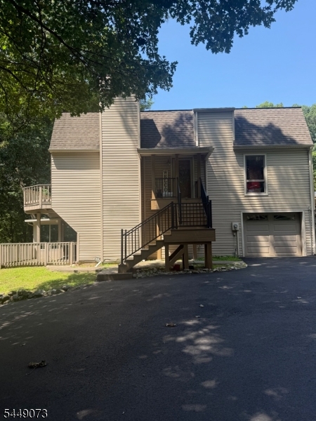 352 Buckhorn Dr