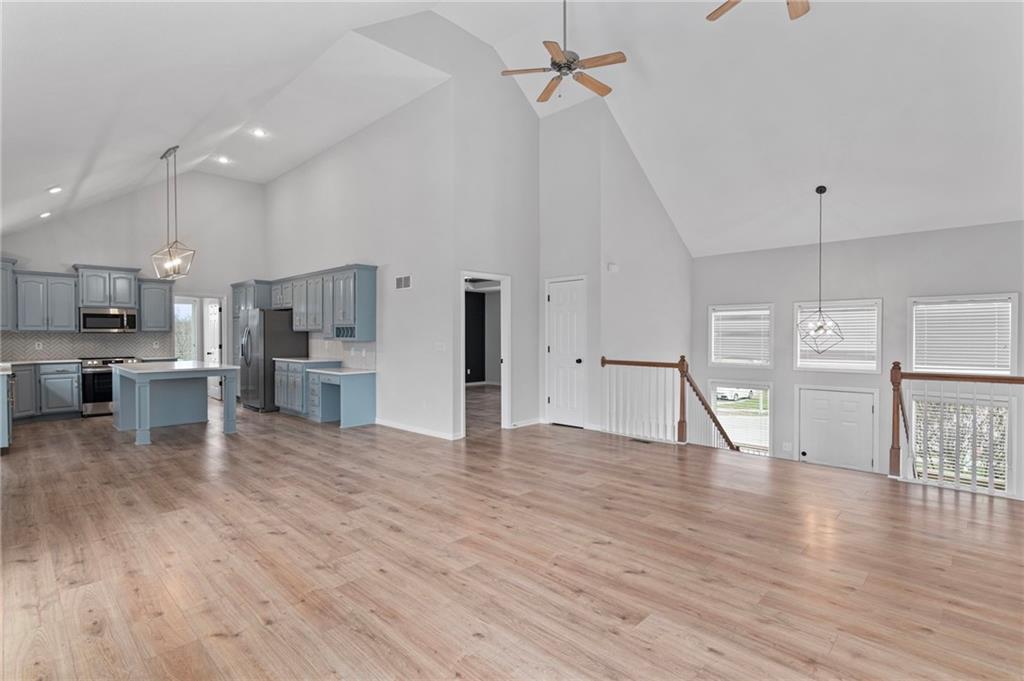 9212 N Garfield Avenue