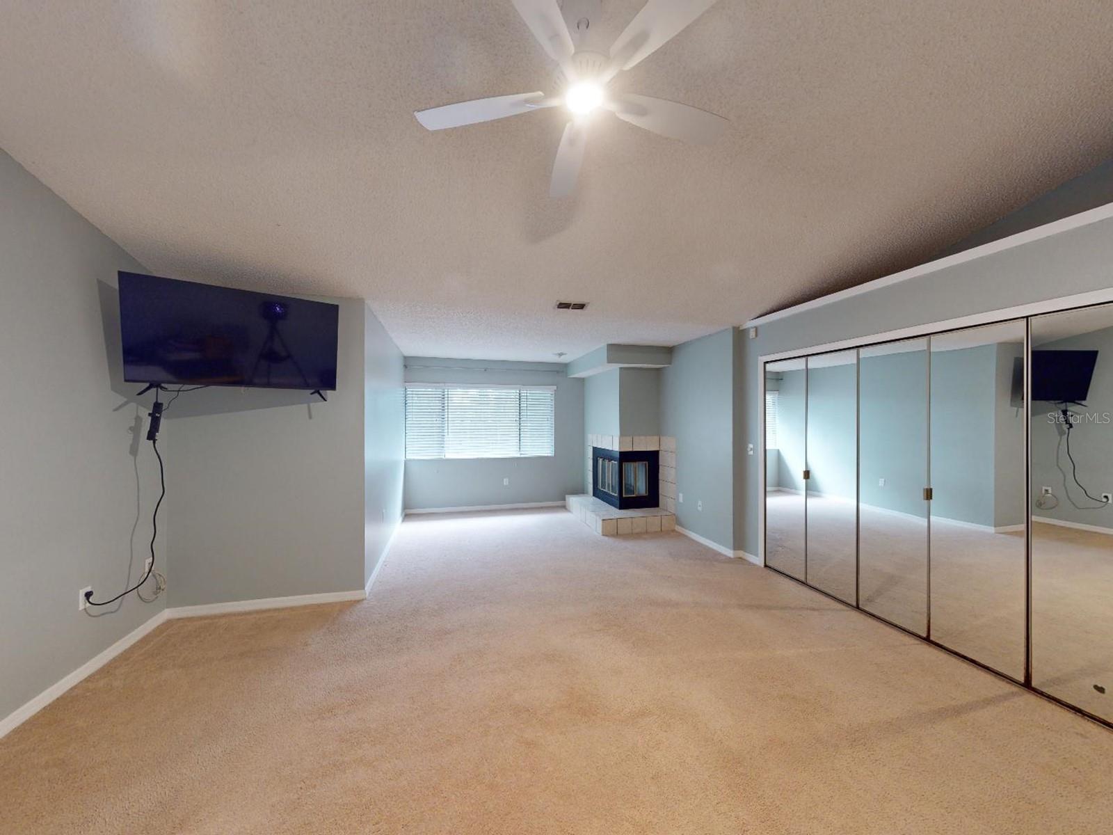 6029 Ravenwood Drive