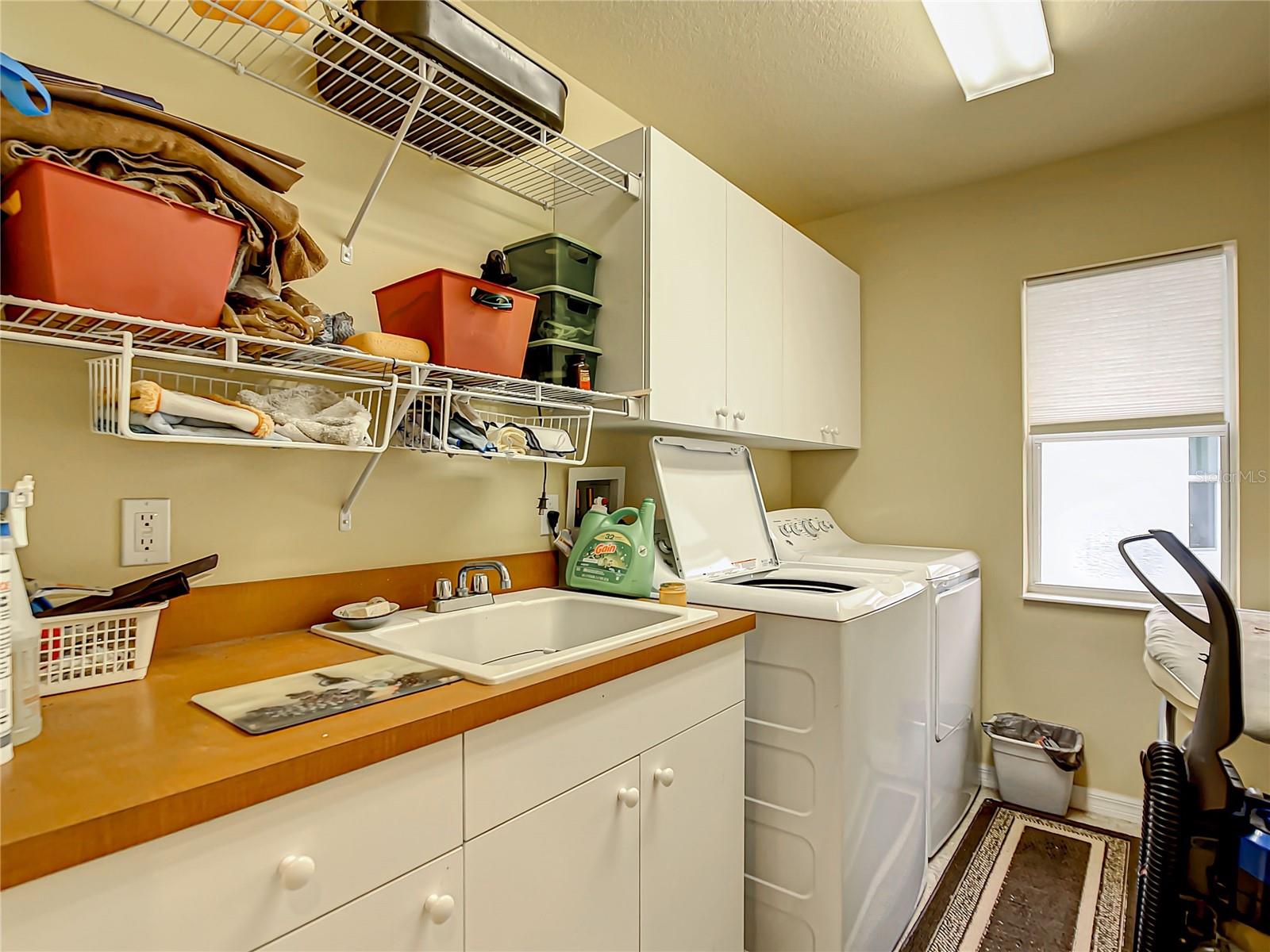 938 Boundary Boulevard