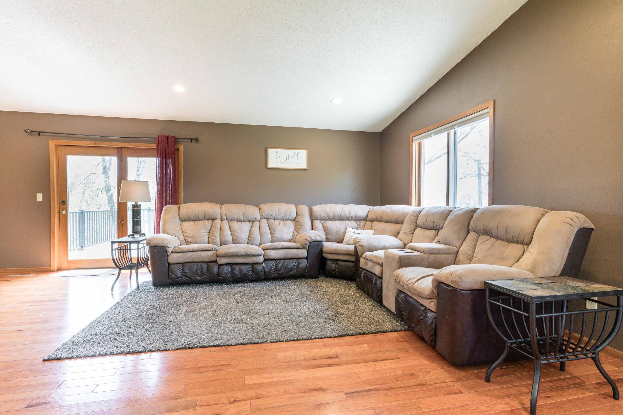 18739 County Highway 33