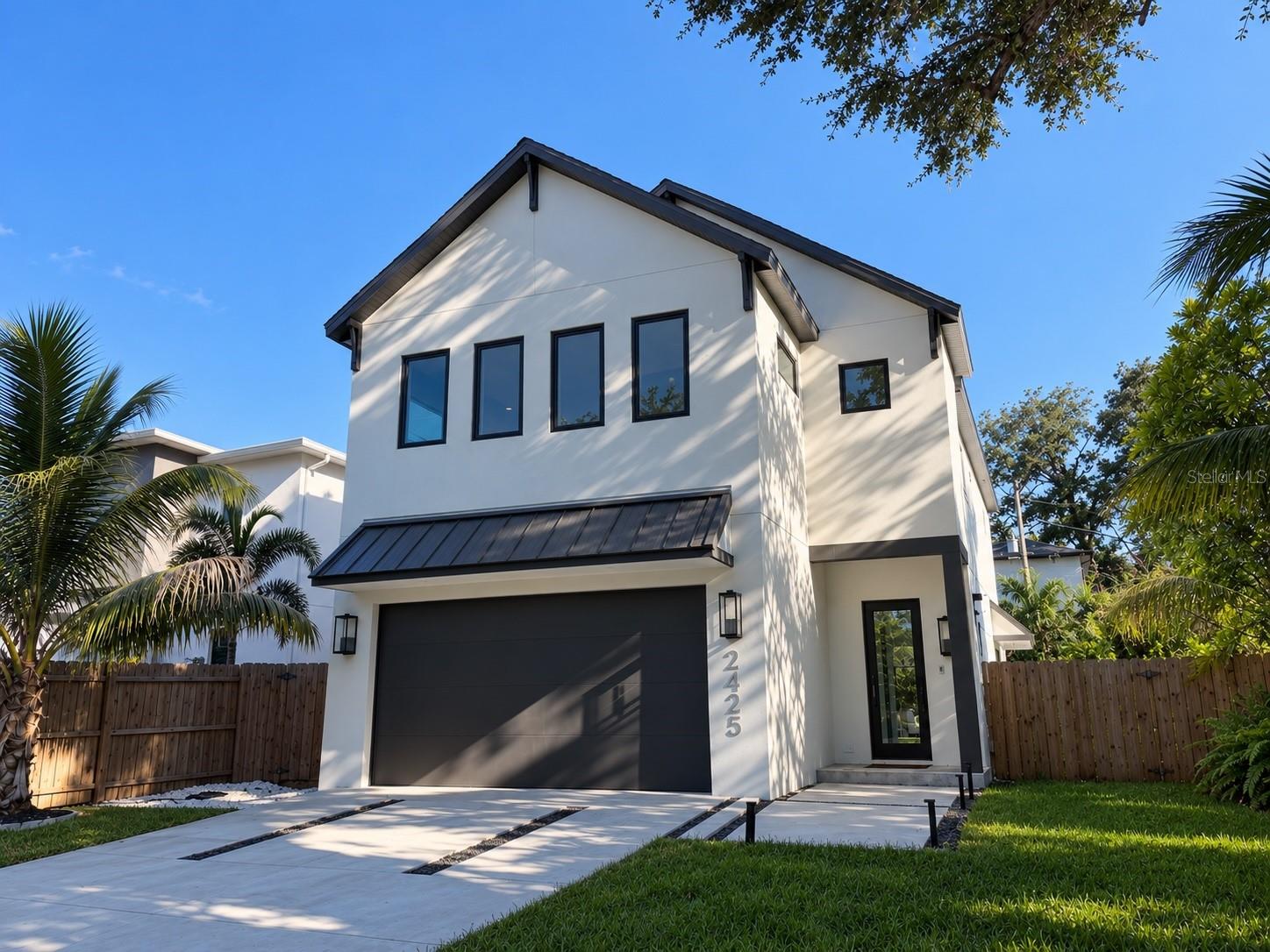 2425 Temple Street, Sarasota, FL