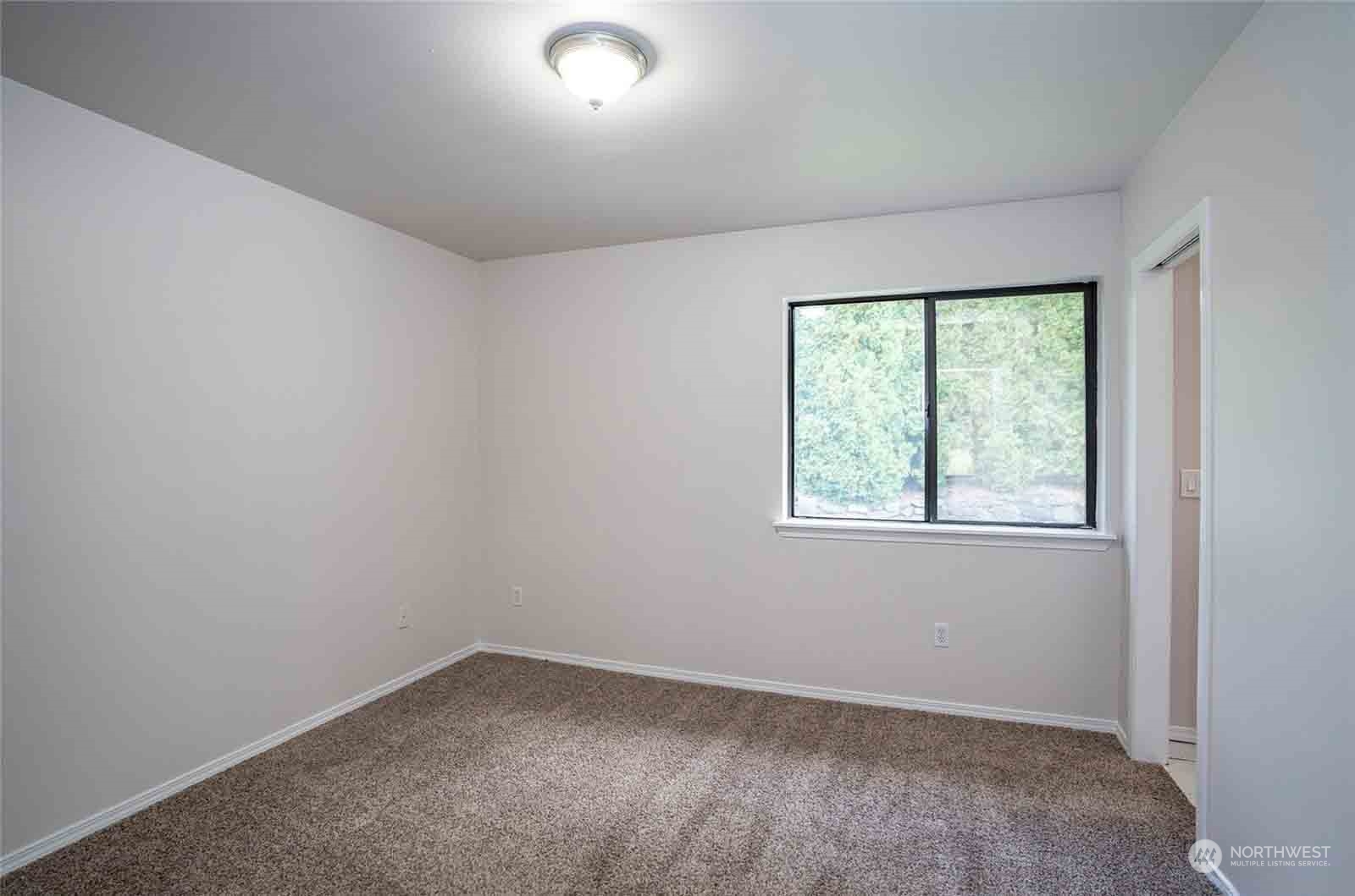 935 Holly Drive