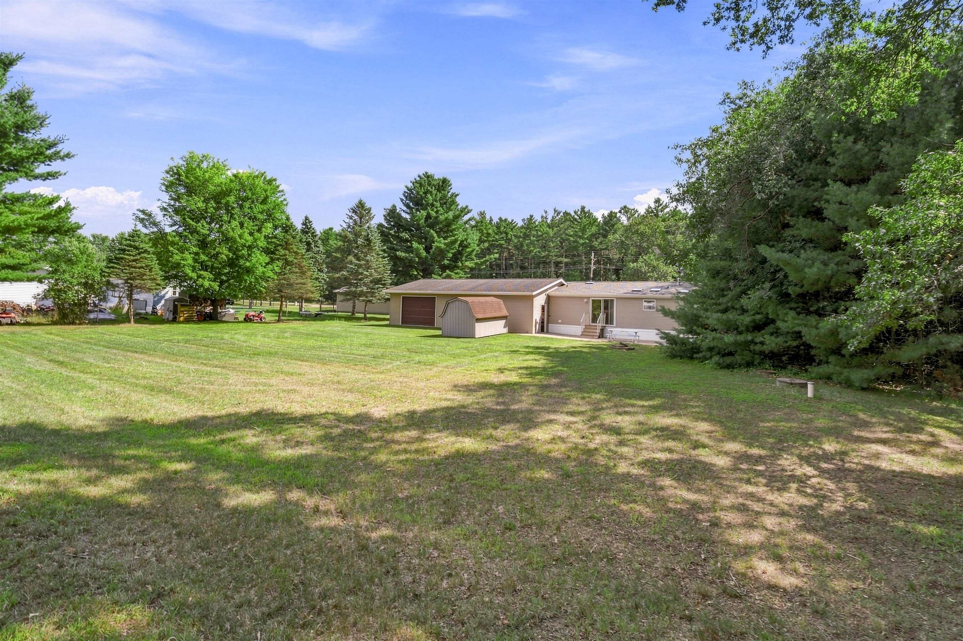 W5476 Lake Drive