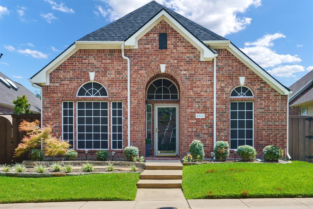 Highly sought-after Courtyards of Russell Creek in the heart of Central Plano – Ideally located across from one of Plano’s largest parks, complete with a scenic lake, pavilion, sports fields, and miles of walking and bike trails. Enjoy the convenience of being within walking distance to Plano’s top-rated schools and just minutes from all major highways for an easy commute.This charming single-story home offers 3 bedrooms, 2 baths, and a well-designed layout perfect for both everyday living and entertaining. The inviting living room features a cozy fireplace and opens seamlessly to the kitchen and dining area, creating a warm and connected space. Large windows bring in abundant natural light, while the functional flow of the home makes it as practical as it is welcoming. With its unbeatable location, open concept living, and timeless appeal, this home offers a rare opportunity to enjoy the best of Plano living. Buyer will need to purchase a survey.