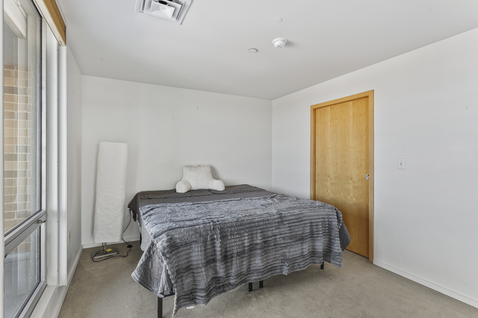 301 N Neil Street 904