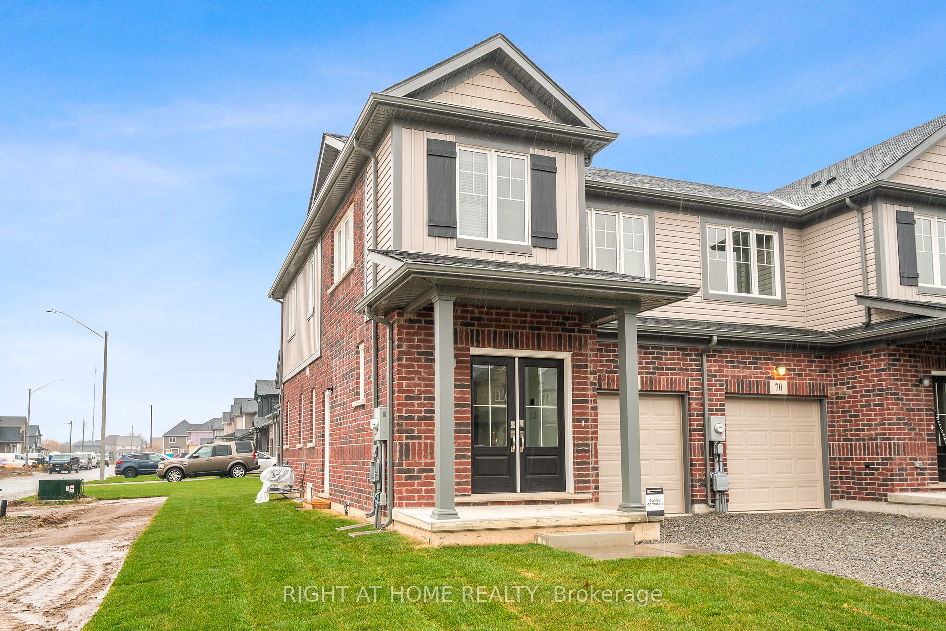 66 Alicia Cres