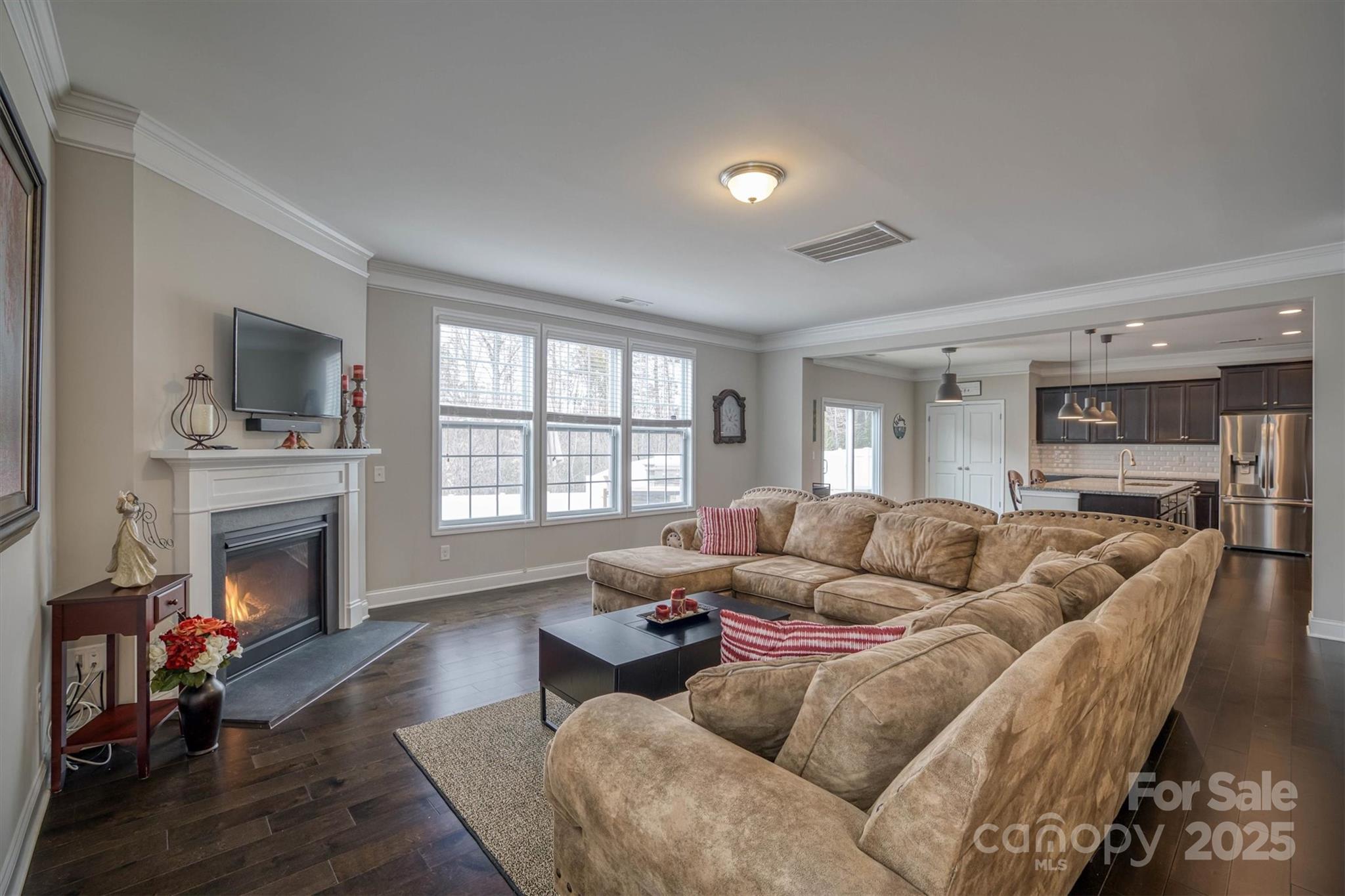 3836 Lake Breeze Drive