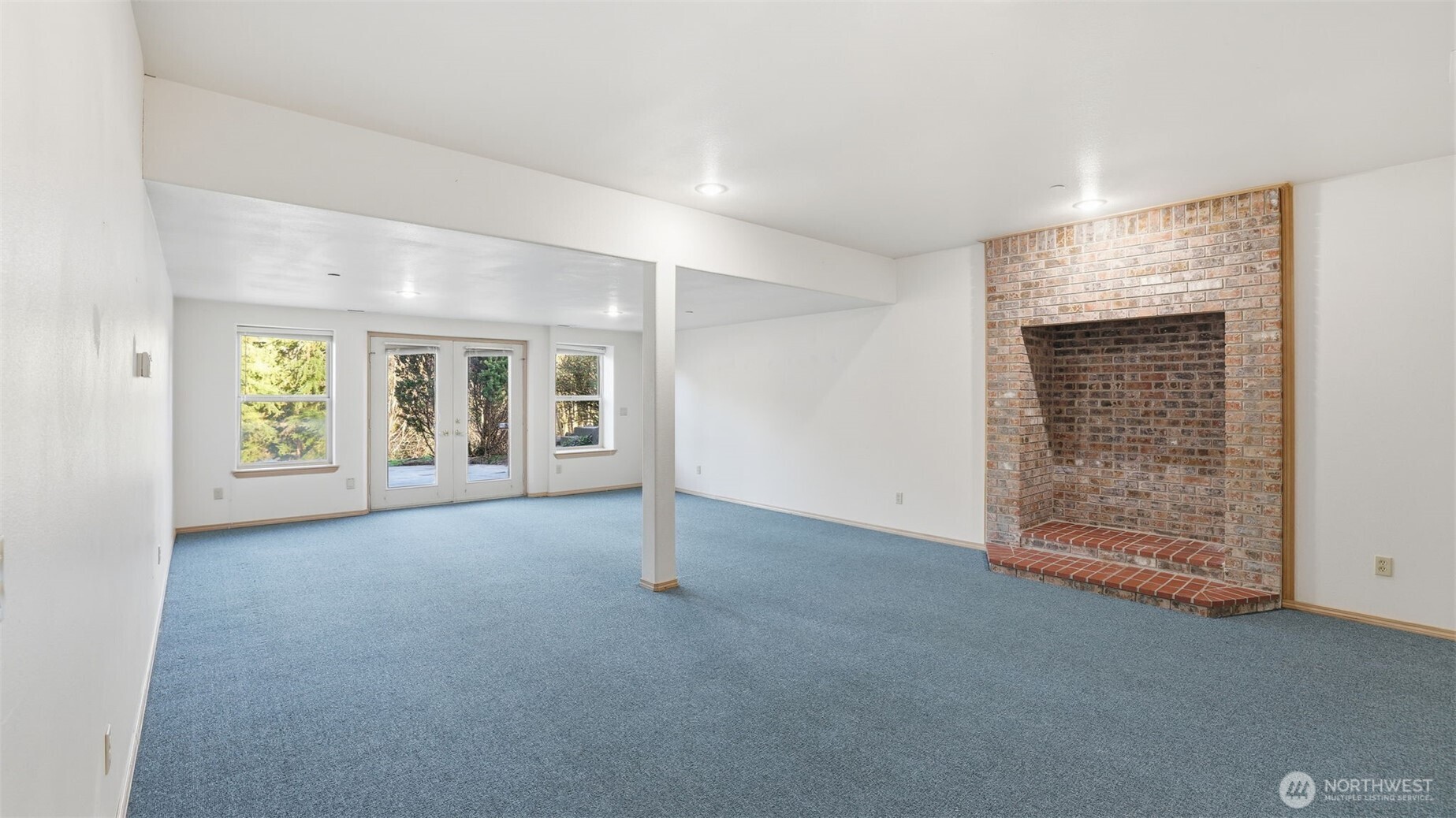 18432 W Lake Desire Drive SE