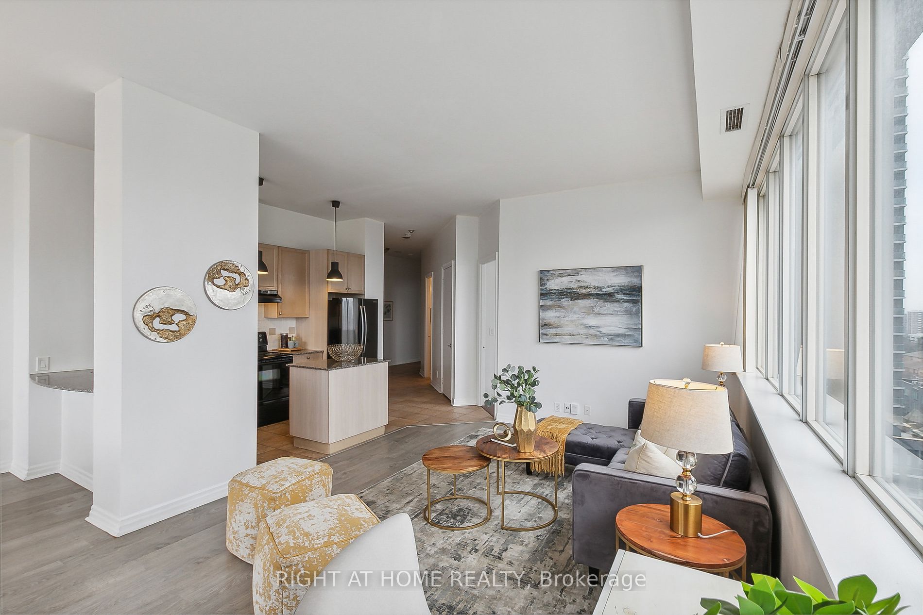 797 Don Mills Rd 802